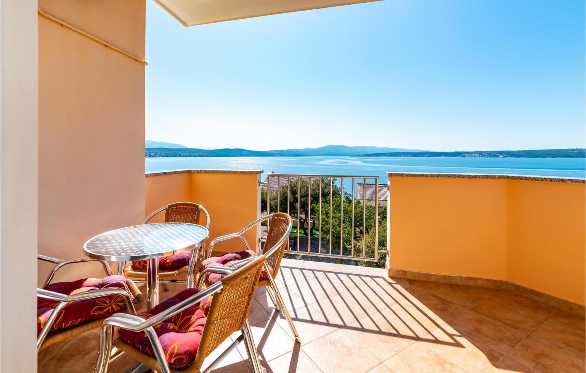 Cozy Apartment In Posedarje With House Sea View Luaran gambar