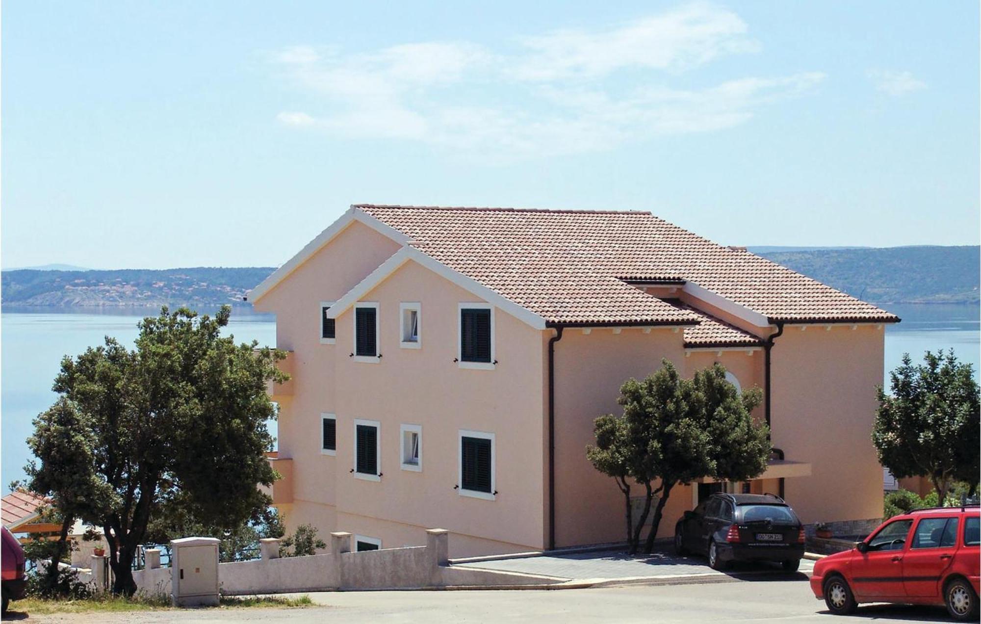 Cozy Apartment In Posedarje With House Sea View Luaran gambar
