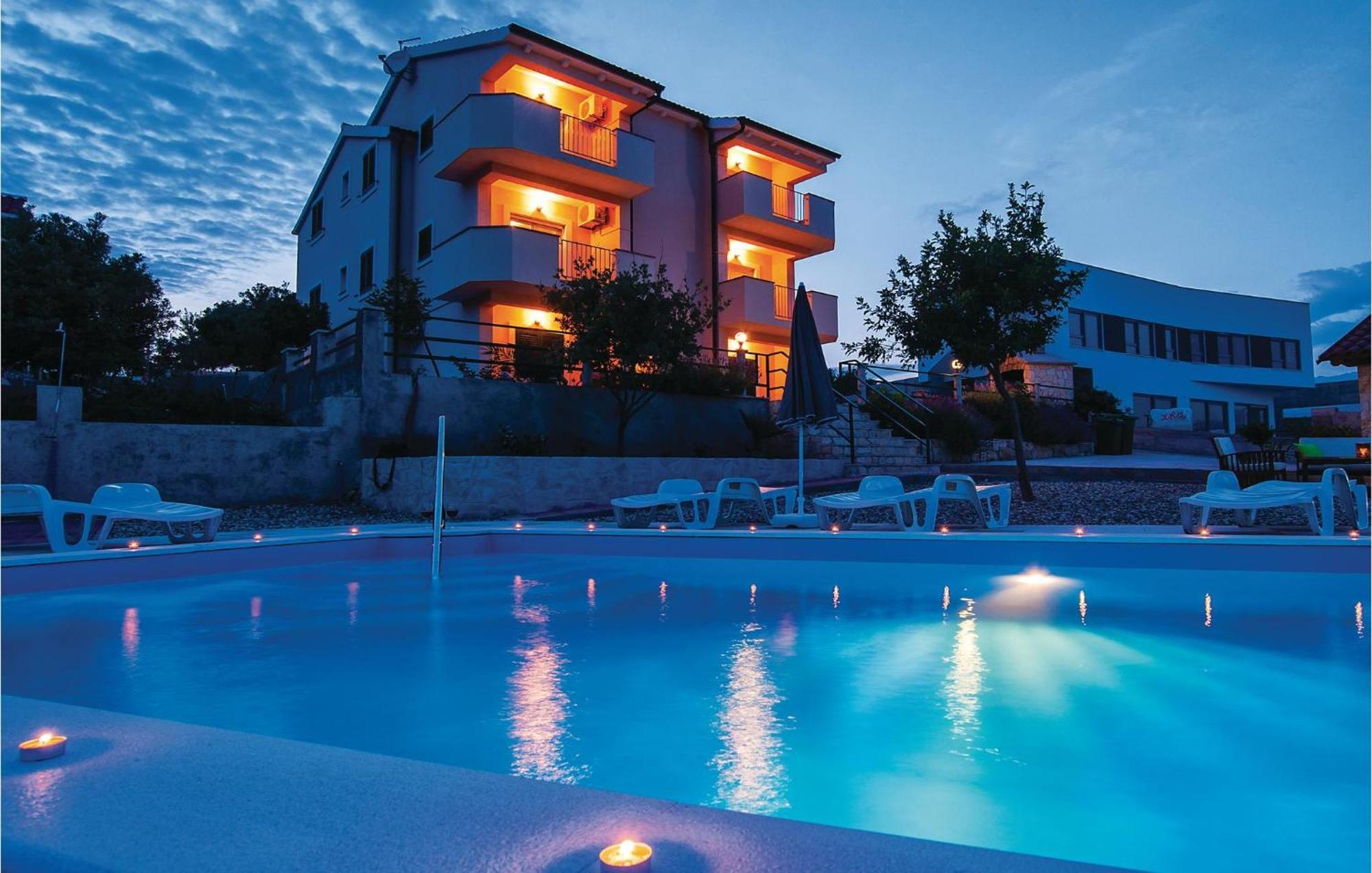 Cozy Apartment In Posedarje With House Sea View Luaran gambar